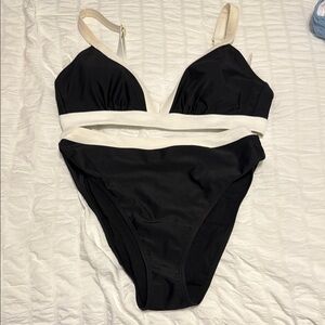 Black and White Bikini Set
